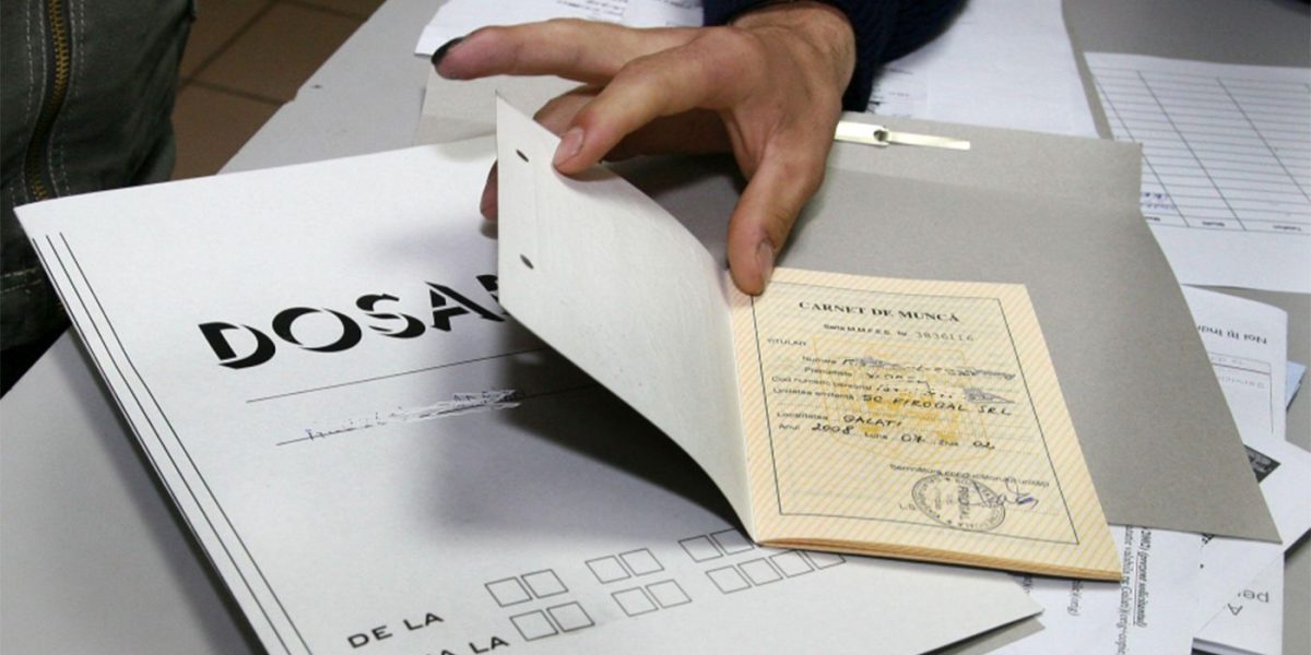 Pensie de doi lei! Cât primești după ani de muncă pe salariul minim în România