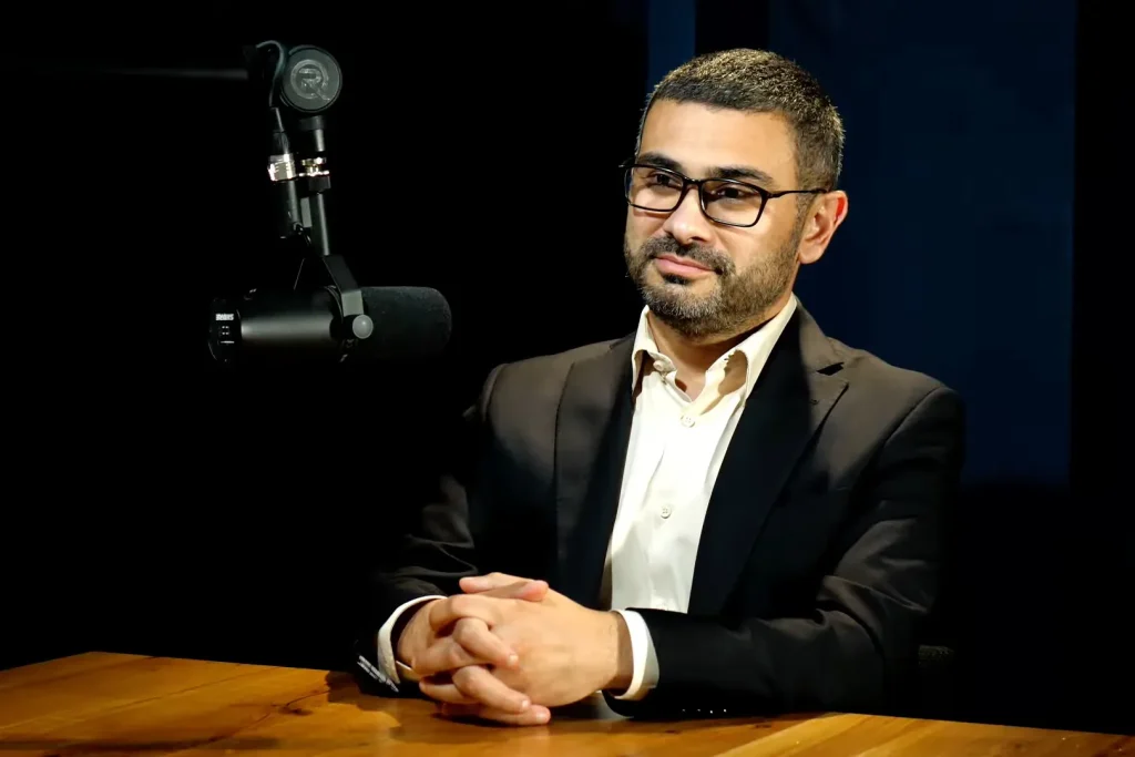 Manole, anunțul CUTREMURĂTOR: Sute de posturi dispărute. Ce se întâmplă cu pensiile și ajutoarele?