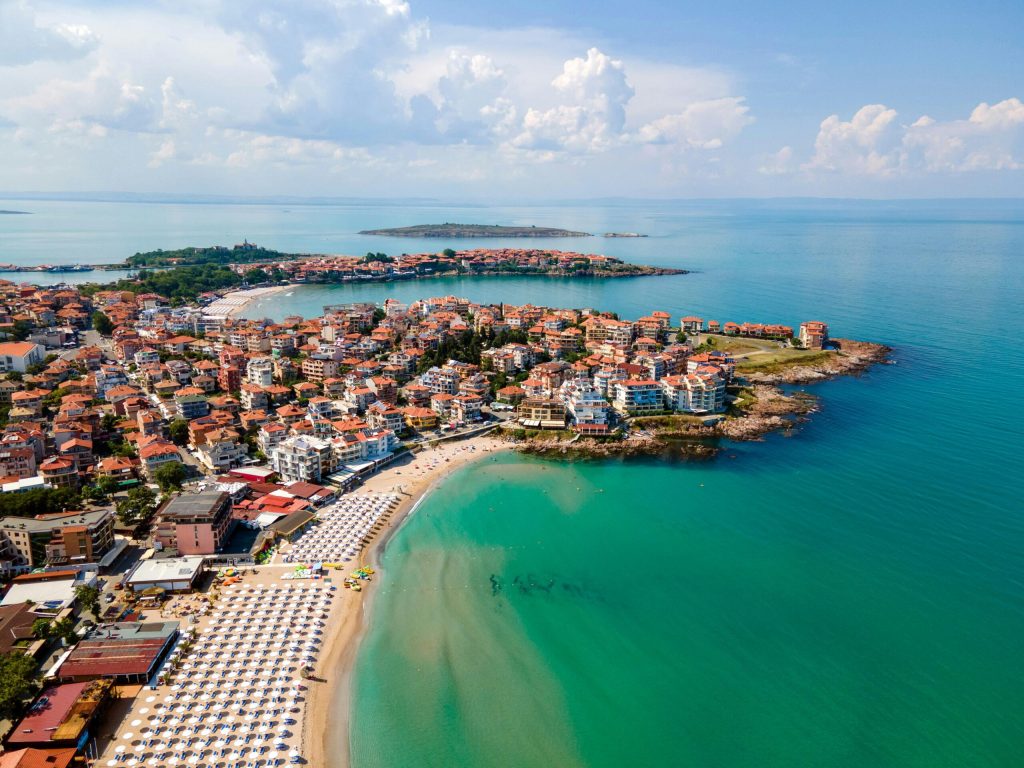 Sozopol, bijuteria Bulgariei: Britanicii o compară cu Amalfi, dar mai ieftină!