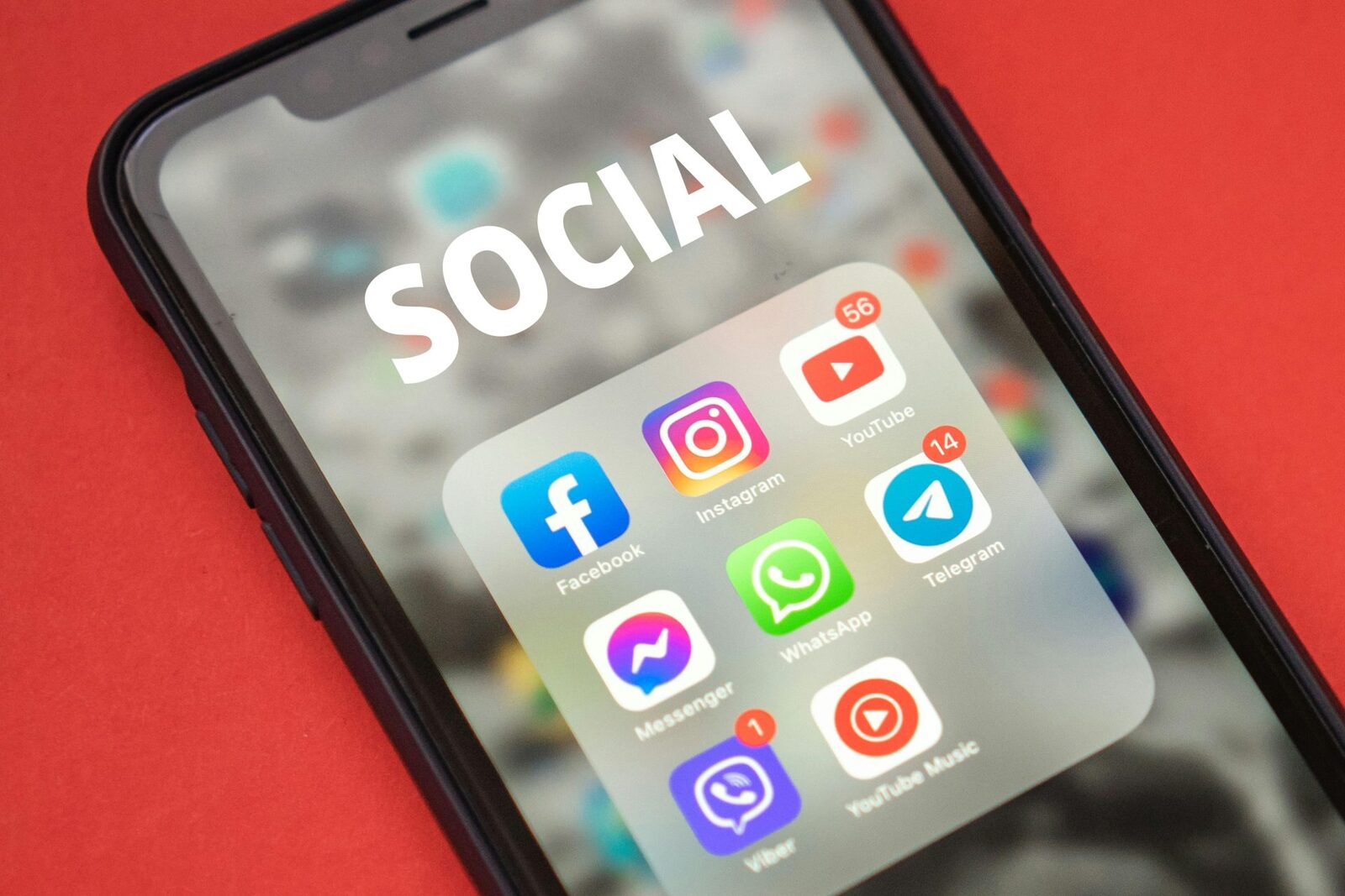 Comisia Europeană lovește Meta: WhatsApp, în vizor pentru AI rivale