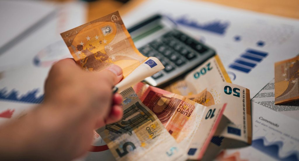ESMA: Piața financiară din UE, sub presiune în 2026. Ce riscuri sunt?