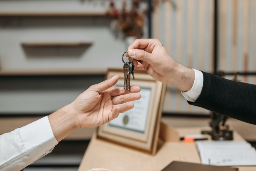 Chirii RECORD în România: Creștere de 10% – printre cele mai mari din UE