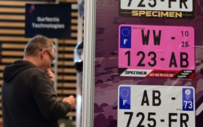 Roz pe șosele: Ce semnifică noile plăcuțe de înmatriculare din Europa din 2026