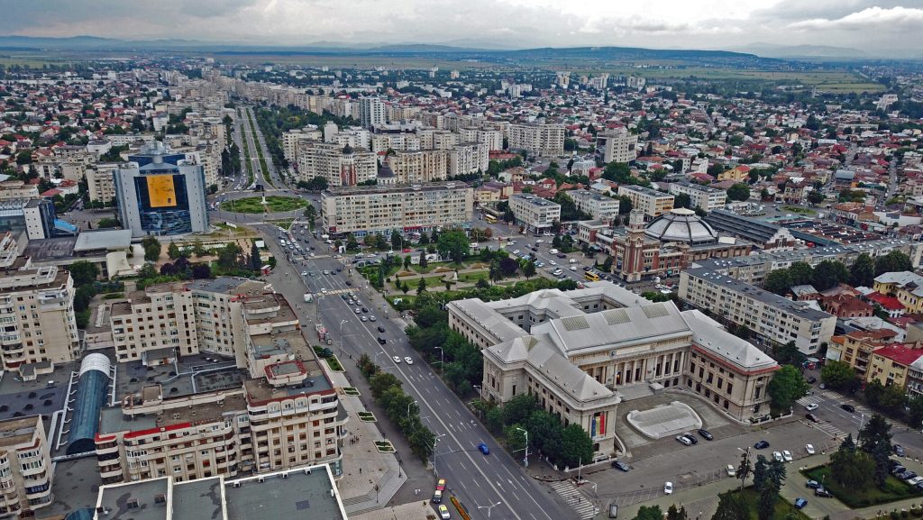 Tineri din Ploiești, în 2026: Ce mai pot face, cu opțiuni puține?