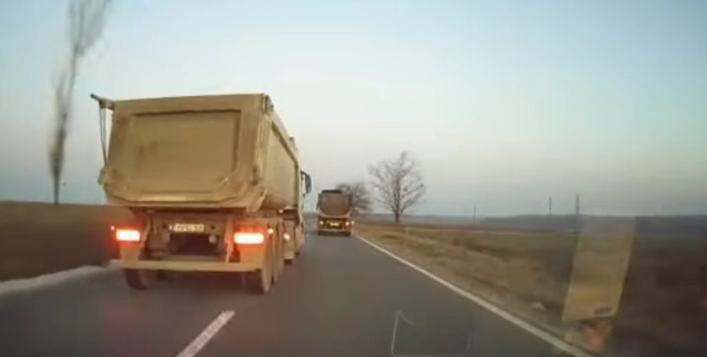 Șoferii pot folosi camerele de bord pentru a reclama comportamente agresive în trafic, dar nu orice filmare este acceptată ca probă