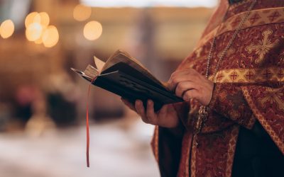 Spovedania, un „duș” pentru suflet: Preotul explică ce înseamnă cu adevărat