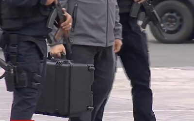 Primele imagini cu Tezaurul din Olanda: Coiful de la Coțofenești, sub pază antitero