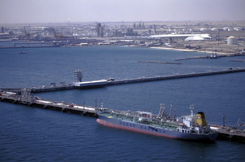 Petrolul: Prețul real, între 97 și 130 de dolari? ANALIZĂ INCISIVĂ