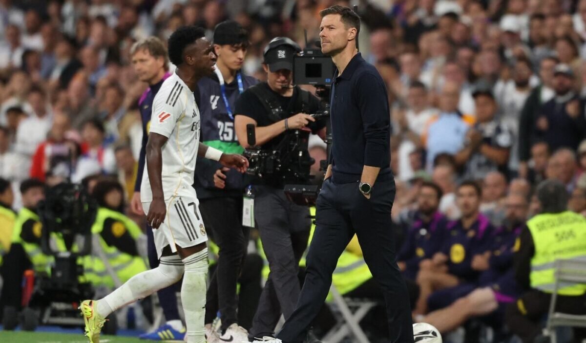 Vinicius, sincer despre relația cu Xabi Alonso: „Mi-am cerut scuze”