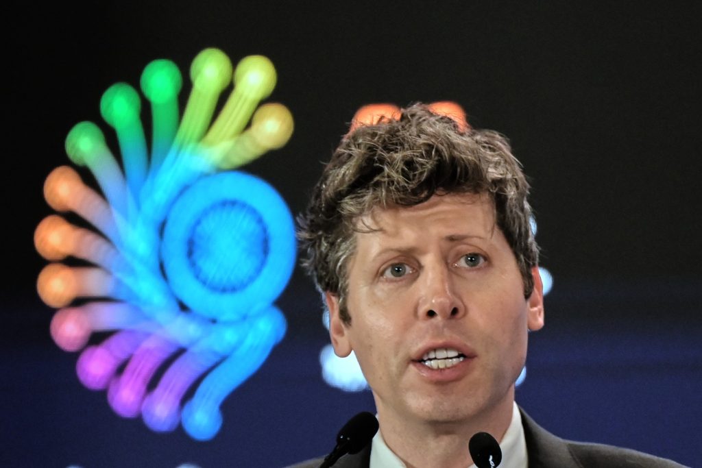 Sam Altman, atac la Mythos: Inteligența Artificială, o bombă vândută de un escroc?