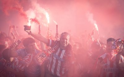 Imagini spectaculoase din Madrid: Fanii Atletico – Barcelona, show total pe străzi