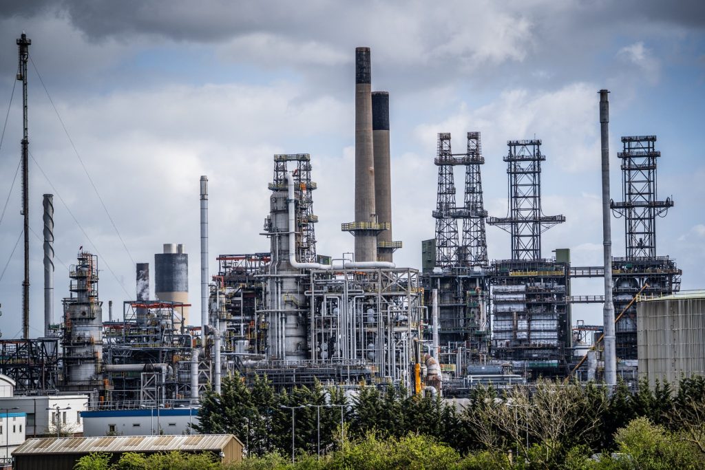 Petrolul, 50 de miliarde pierdute: Războiul cu Iran falimentează piața, spun analiștii