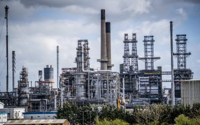 Petrolul, 50 de miliarde pierdute: Războiul cu Iran falimentează piața, spun analiștii