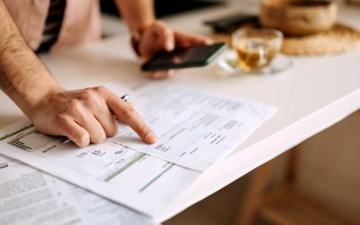 USR, propunere pentru români: Facturile în valută, calculate la cursul BNR
