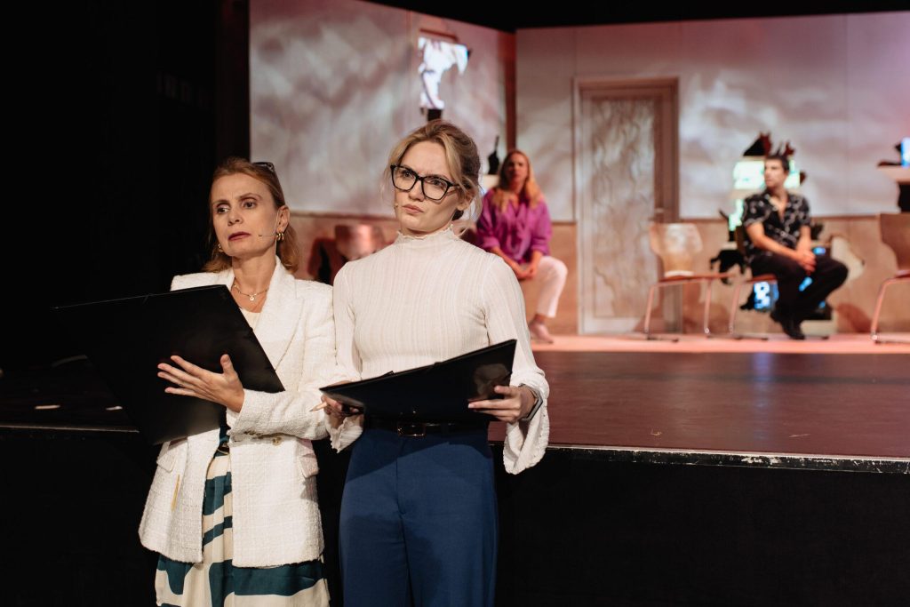 Teatru la București: Programul săptămânii 20-26 aprilie. Ce spectacole poți vedea