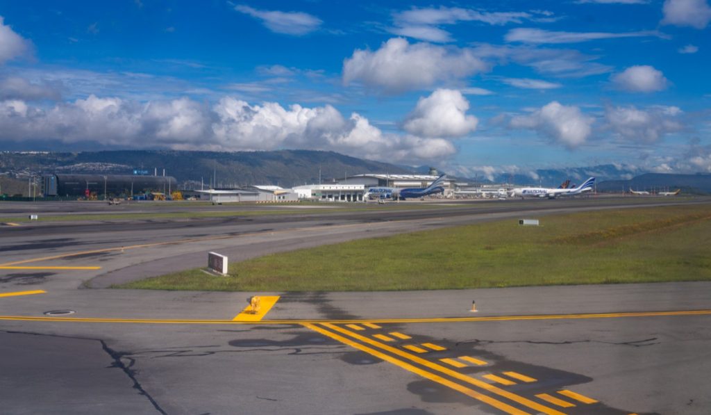 Aviația, în pragul colapsului: Zboruri anulate în Europa din iunie