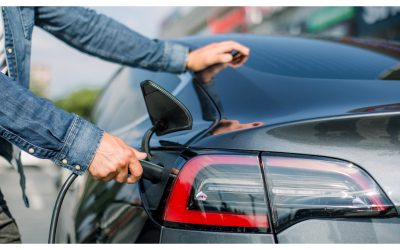 Mașinile electrice, explozie în Europa: Scumpirea benzinei schimbă regulile jocului