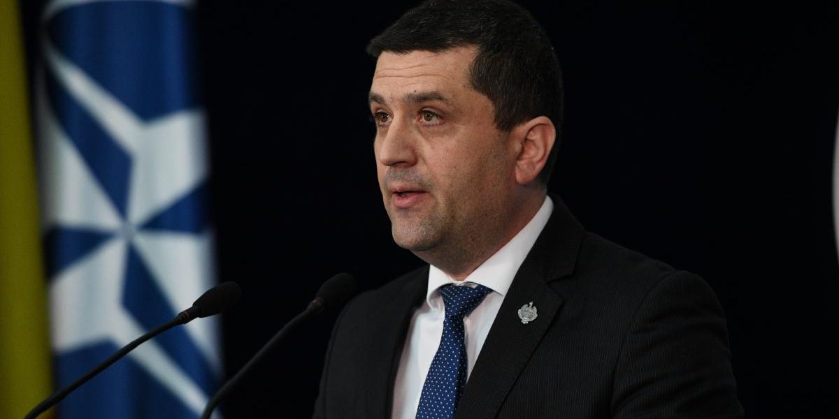 Radu Miruță: România, ferită de rachete iraniene. Deveselu intervine