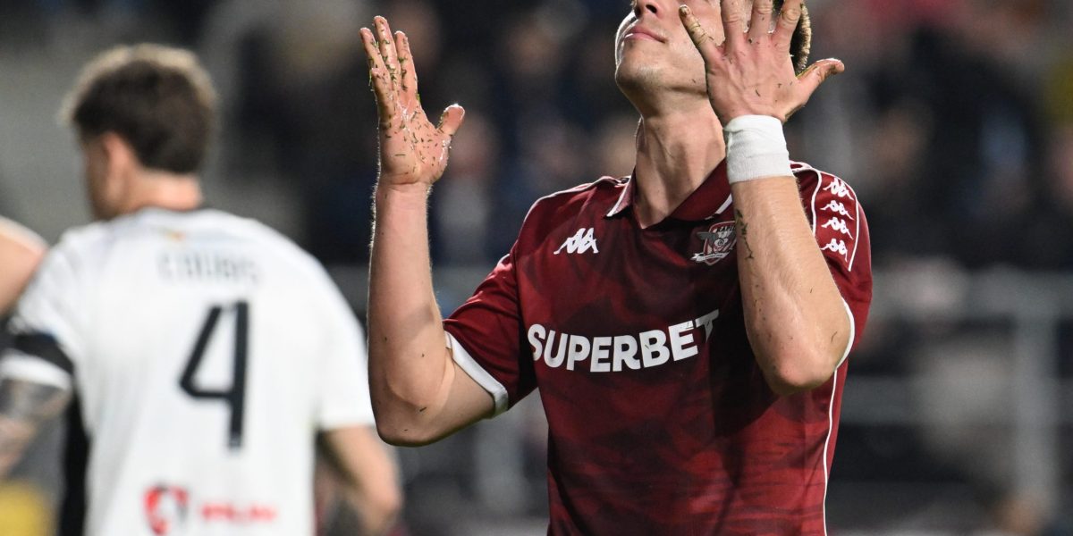 rapid-bucuresti-universitatea-cluj-play-off-superliga-superbet-5042026-scaled.jpg - JurnalUrban