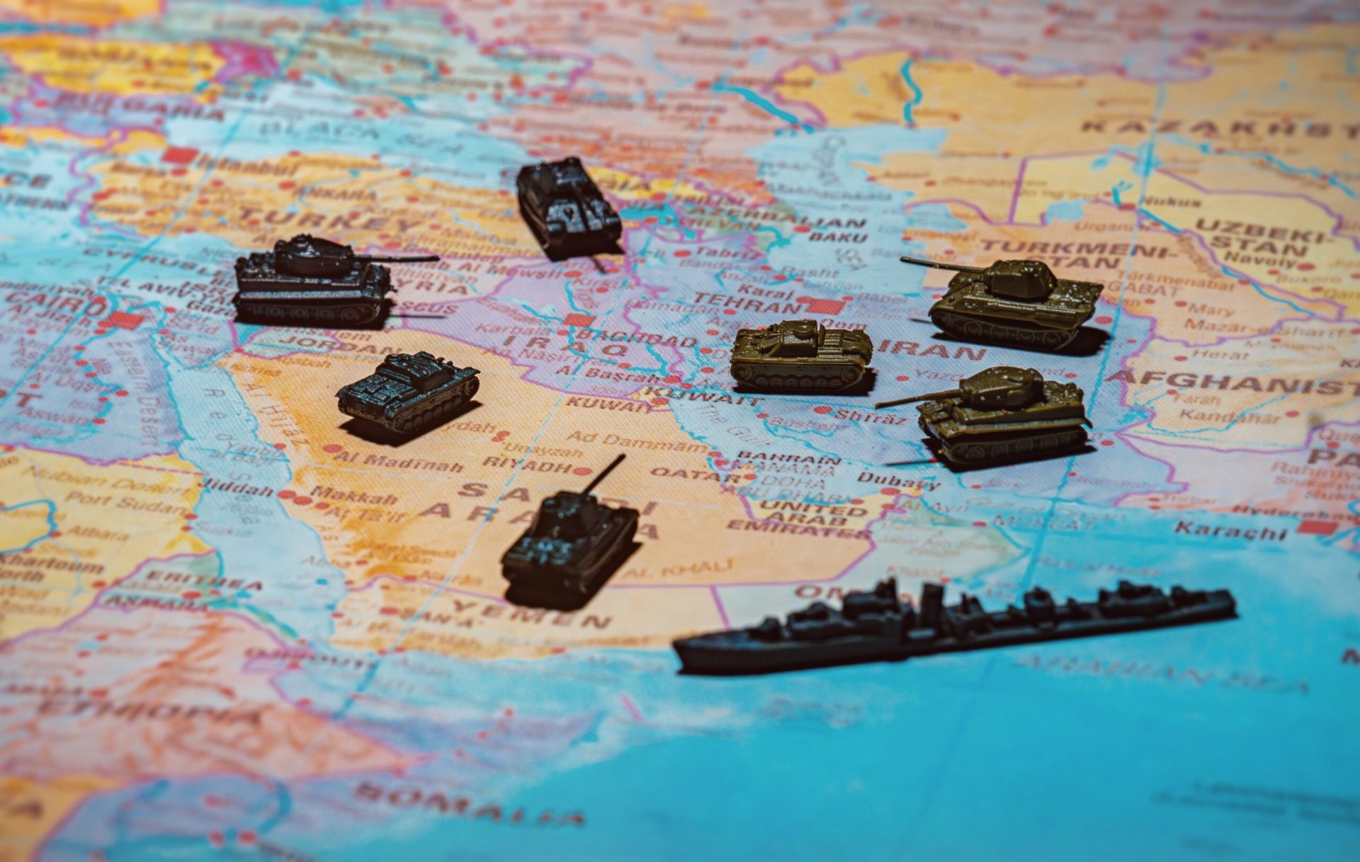 O intervenție diplomatică de ultim moment a salvat Iranul de la un atac american iminent Un atac major al Statelor Unite ale Americii împotriva Iranului a fost evitat in extremis, datorită unei intervenții diplomatice conduse de Pakistan