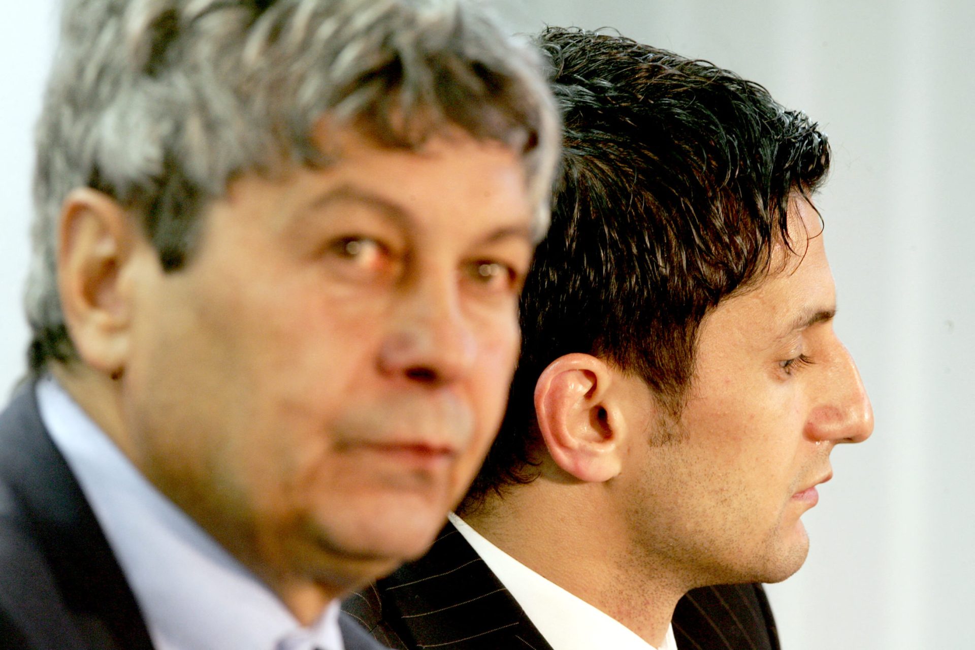 Răzvan Lucescu ia o decizie dificilă în urma agravării stării de sănătate a lui Mircea Lucescu Fiul celebrului antrenor, Răzvan Lucescu, a luat o hotărâre importantă, după ce starea de sănătate a tatălui său, Mircea Lucescu, s-a înrăutățit