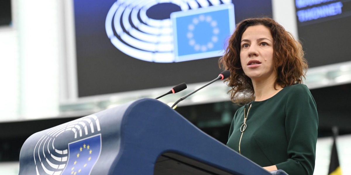 roxana-manzatu.jpg - JurnalUrban