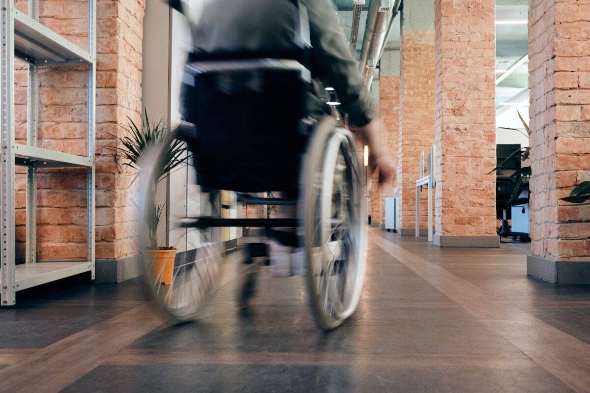 Ministrul Muncii, reacție DURĂ: Schimbă legea ca să stopeze fraudele cu persoane cu handicap