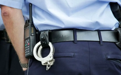 Vrancea: Scandal cu final sângeros – Polițist, lovit cu piatră de o femeie