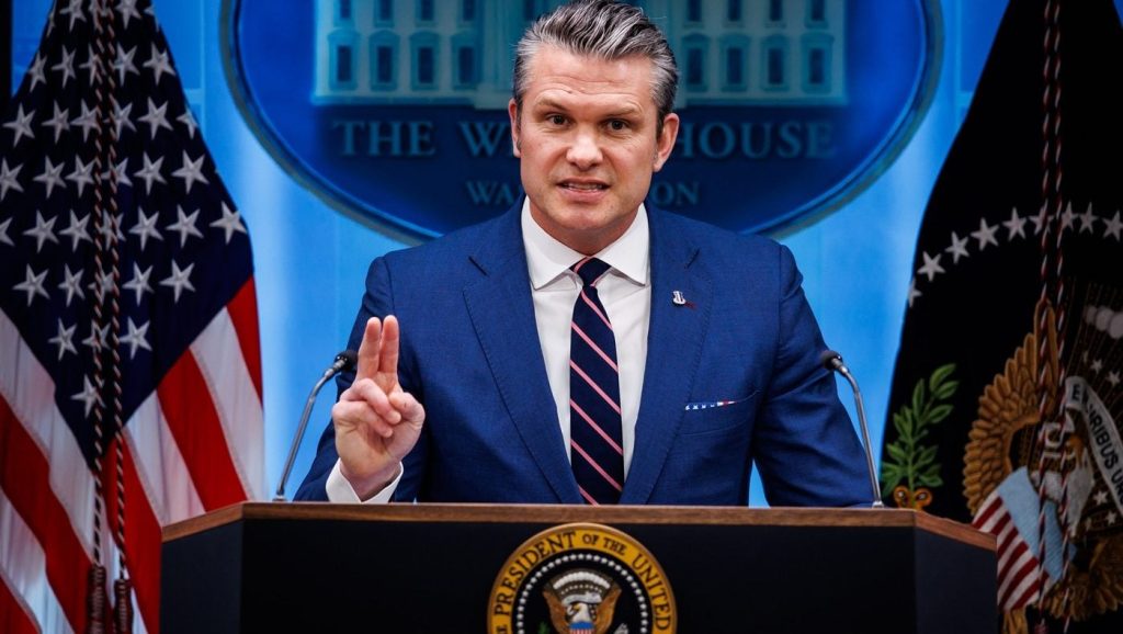 GAFA lui Pete Hegseth: Replica din „Pulp Fiction”, dată drept verset biblic