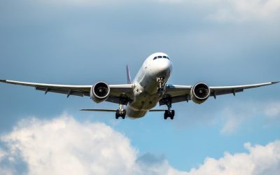 UE, pe cale să oblige statele să împartă combustibilul pentru avioane?