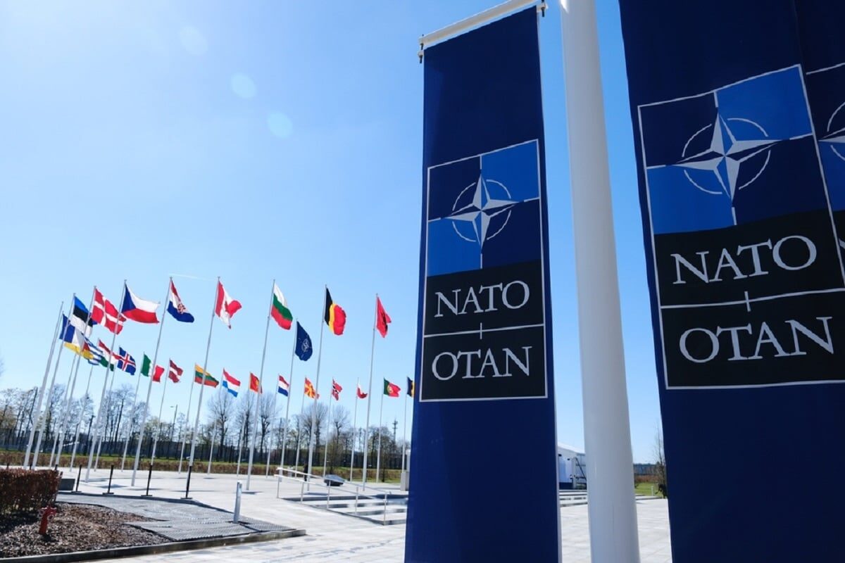 Alfabetul NATO: De la comunicare în război, la limbajul global