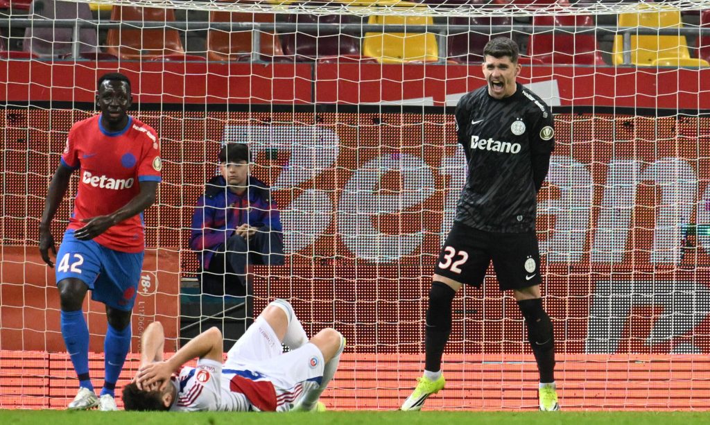 Târnovanu, furios pe Becali și Lucescu: „M-au ținut rezervă, nu m-au convocat!”