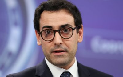 Avem nevoie URGENT de investiții străine în România, spun experții