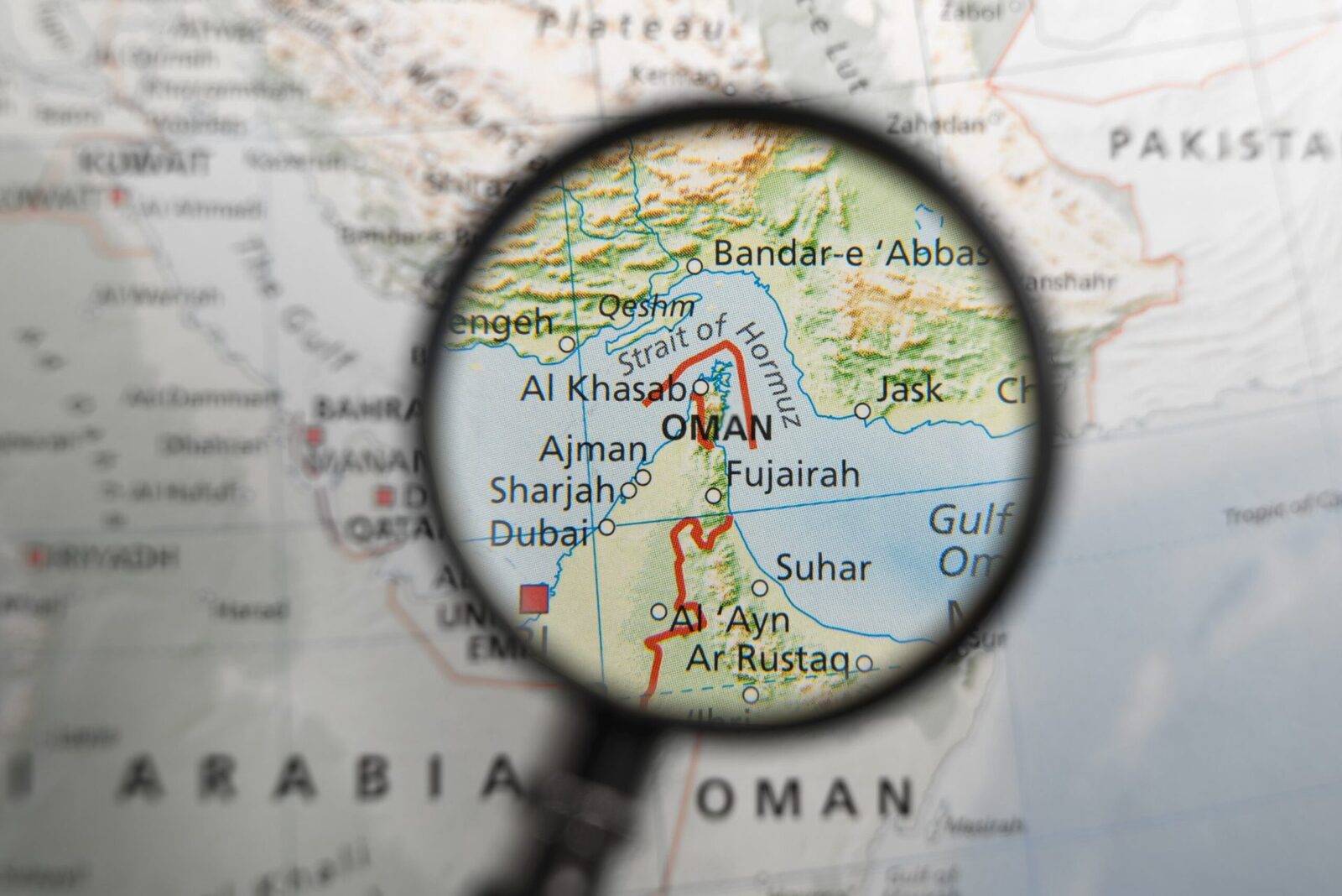 Iran: Mine ascunse în Strâmtoarea Ormuz, puse chiar de Teheran