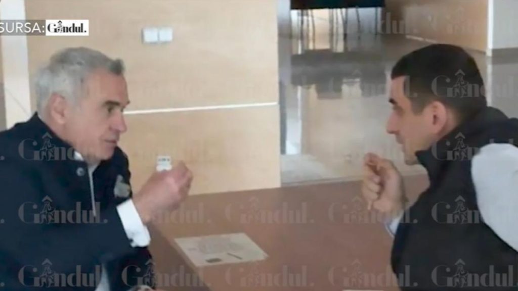 Simion îl vrea pe Georgescu premier, după Bolojan: S-au văzut la bibliotecă