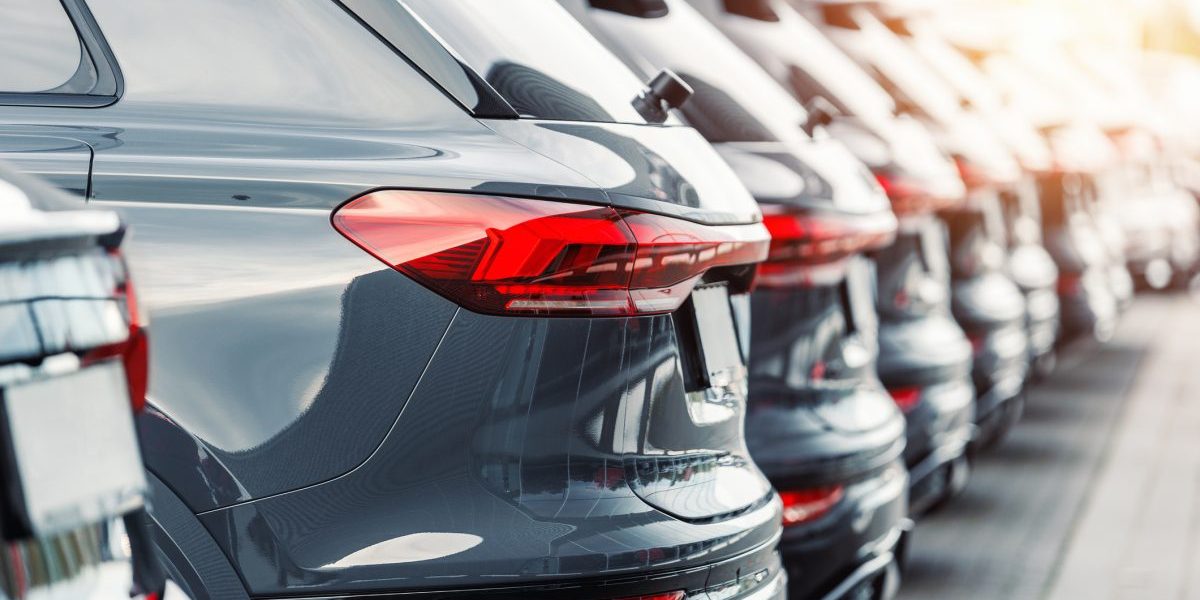 SUV-urile zdrobesc piața auto din România: Electricele accelerează puternic (Autovit)