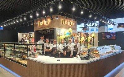 Tip Top, cofetăria-legendă din București, revine după un deceniu de pauză