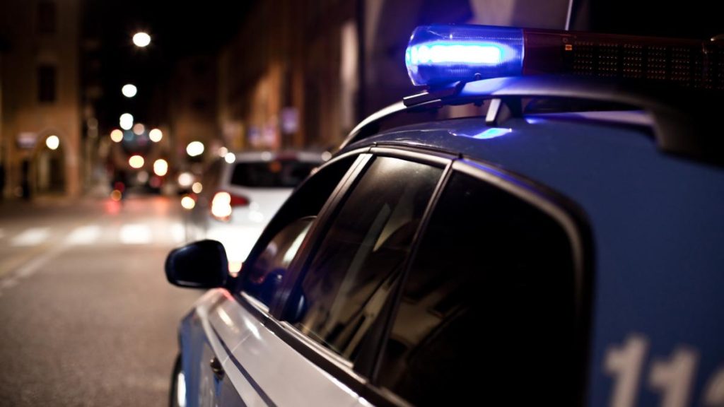 Hoți italieni au ARUNCAT în aer un bancomat, filmați și aplăudați de tineri