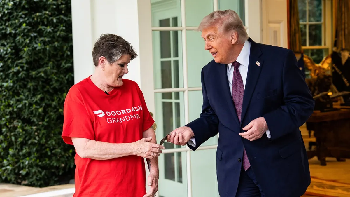 Trump, zi nebună: Mc Donalds, bacșiș uriaș, Iran amenințat și portret SF