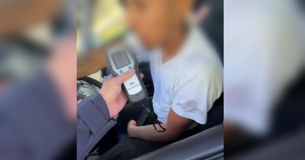 Șofer începător din Brașov, prins beat: „O sticlă de whisky și beri”