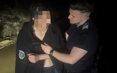 Urs FURIBUND urmărește un tânăr în pădure. Jandarmii, eroi în salvarea acestuia