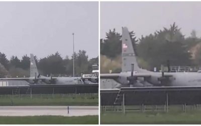 Agresor nebun: S-a urcat pe avion militar american și l-a făcut KO cu pumnii