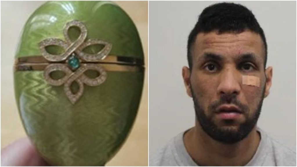 O geantă furată, un ou Fabergé de 2 milioane de lire și o pedeapsă: doi ani de închisoare Un bărbat a fost condamnat la doi ani de închisoare după ce a furat o geantă de mână ce conținea un ou Fabergé, un ceas de lux și alte bunuri în valoare totală de aproximativ 2 milioane de lire sterline (echivalentul a 2,3 milioane de euro)