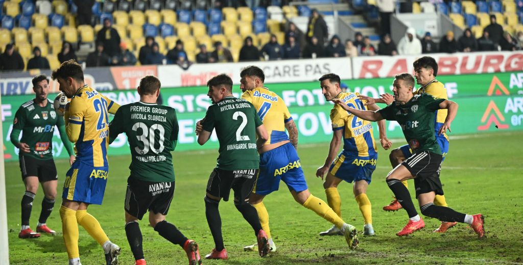 Unirea Slobozia – Petrolul Ploiești: 1-0! Albu, gol cu capul, în Superliga