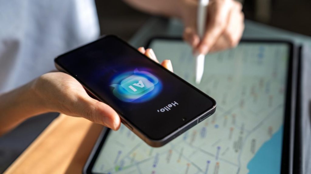 AI în vacanțe: Rome2Rio și Omio se aliază cu ChatGPT, planificarea devine inteligentă