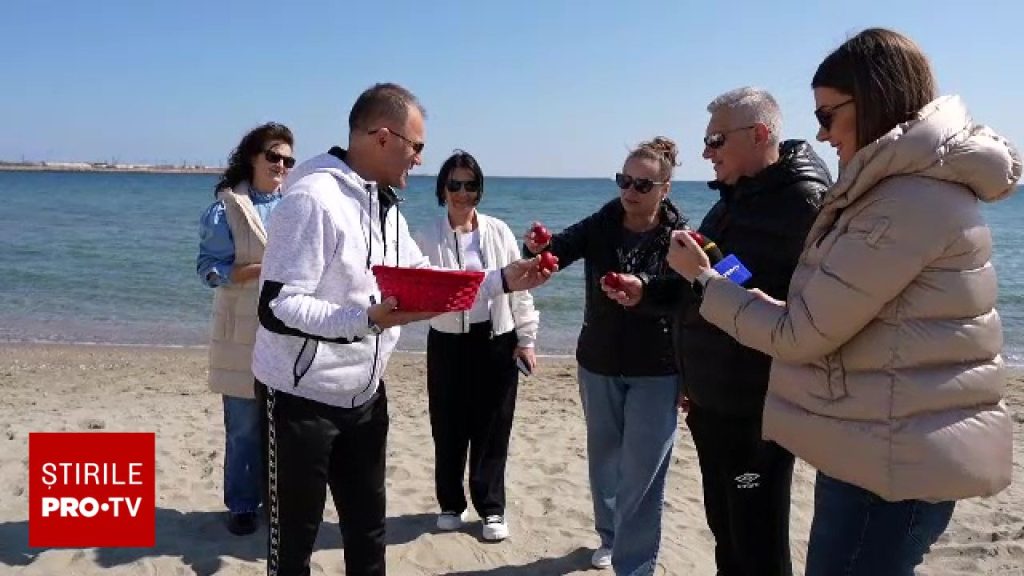 Românii, încântați de Paște la mare: „Ușor, ușor își revin și la noi”