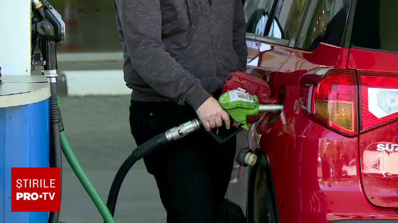 Benzina și motorina, mai ieftine: Ce schimbări au adus deciziile Guvernului la pompă