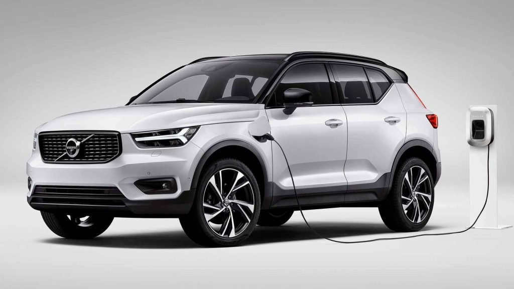De ce pornește motorul termic la mașinile hibride plug-in, chiar și cu bateria încărcată Multe persoane care dețin automobile hibride plug-in se întreabă de ce motorul termic pornește chiar dacă bateria este încărcată