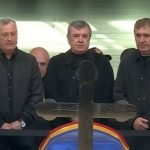 Lacrimi pe Arena Națională: Hagi, Mateuț și Rednic, la căpătâiul lui Lucescu