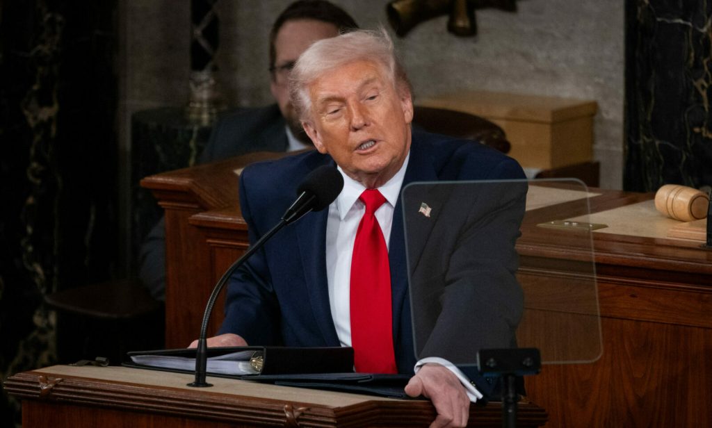 Explozie uriașă: Planurile lui Donald Trump pentru Luna, în pericol